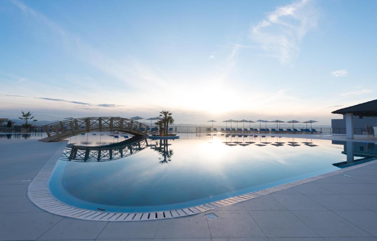 Chateau Linza Resort 地拉那 外观 照片
