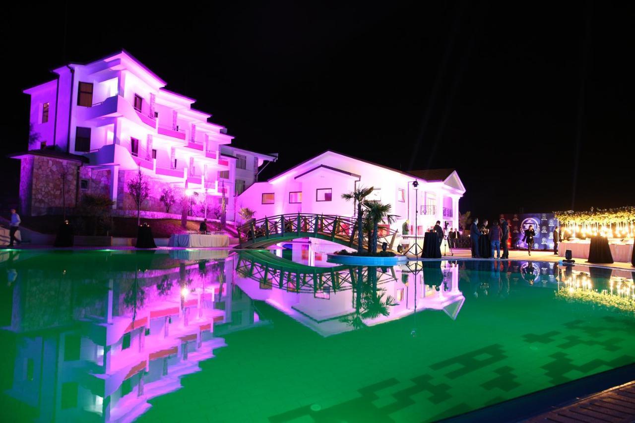 Chateau Linza Resort 地拉那 外观 照片