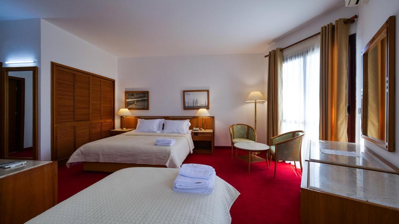 Chateau Linza Resort 地拉那 外观 照片